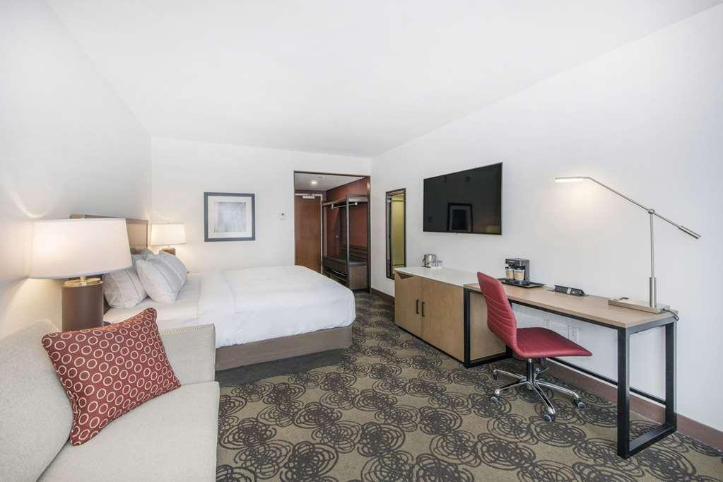 Doubletree By Hilton Raleigh-Cary Hotel Ruang foto