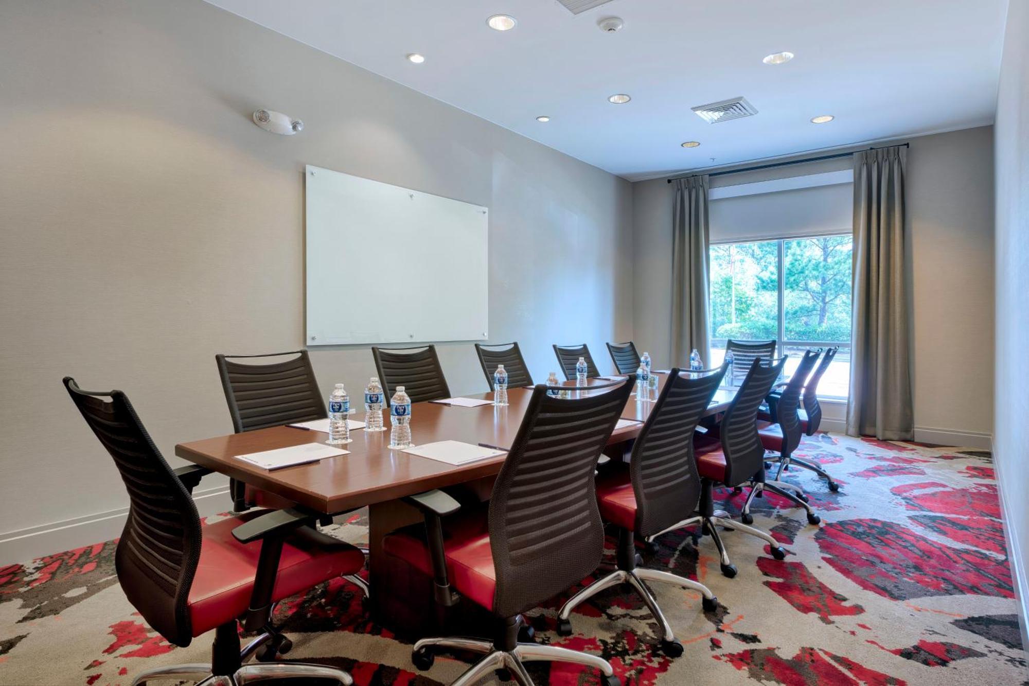 Doubletree By Hilton Raleigh-Cary Hotel Bagian luar foto